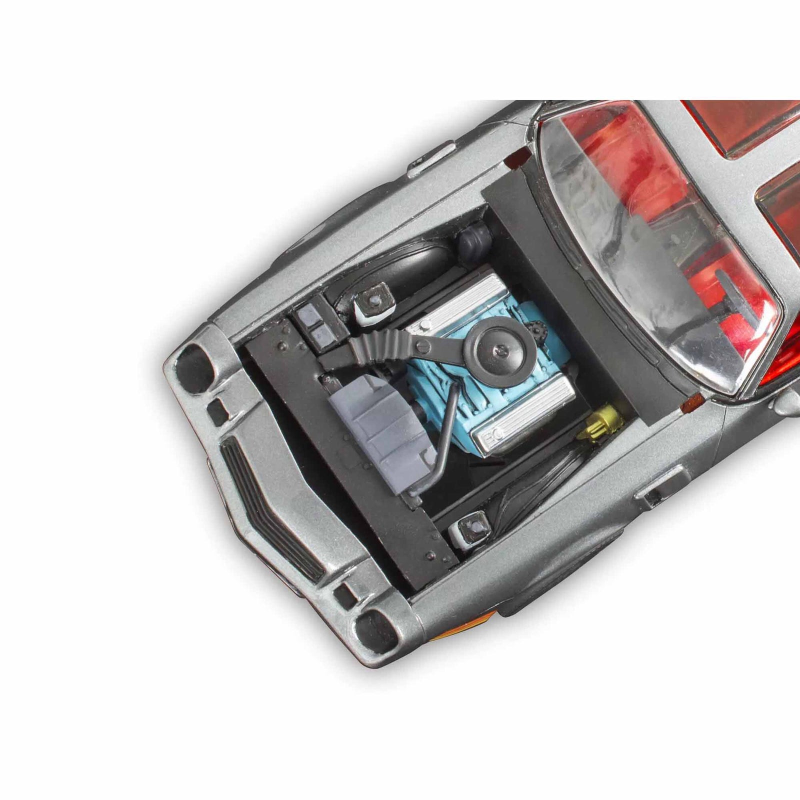 RMX14526_A4_5491BDDR car engine detail