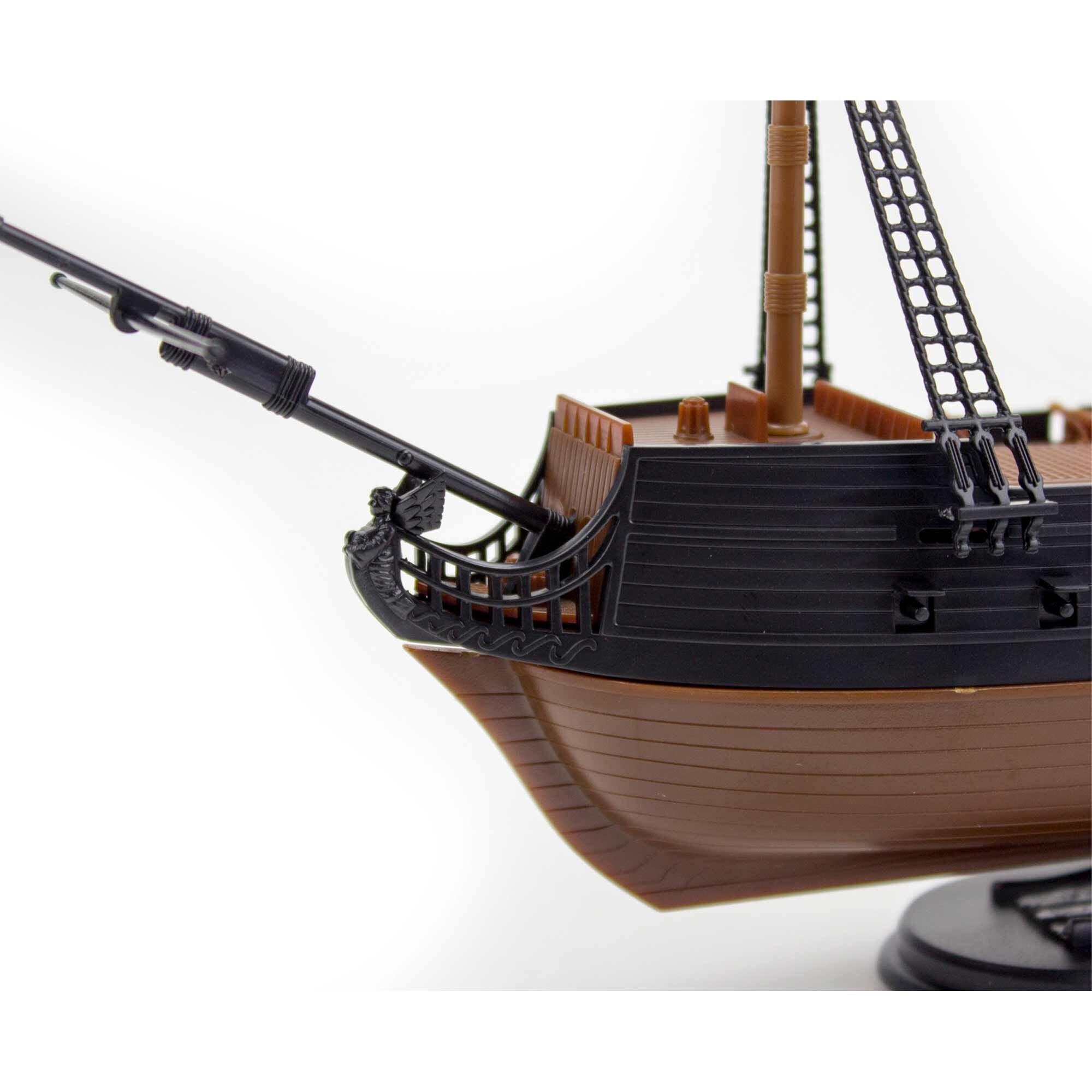 Model ship RMX851237_A3_HELN16OH