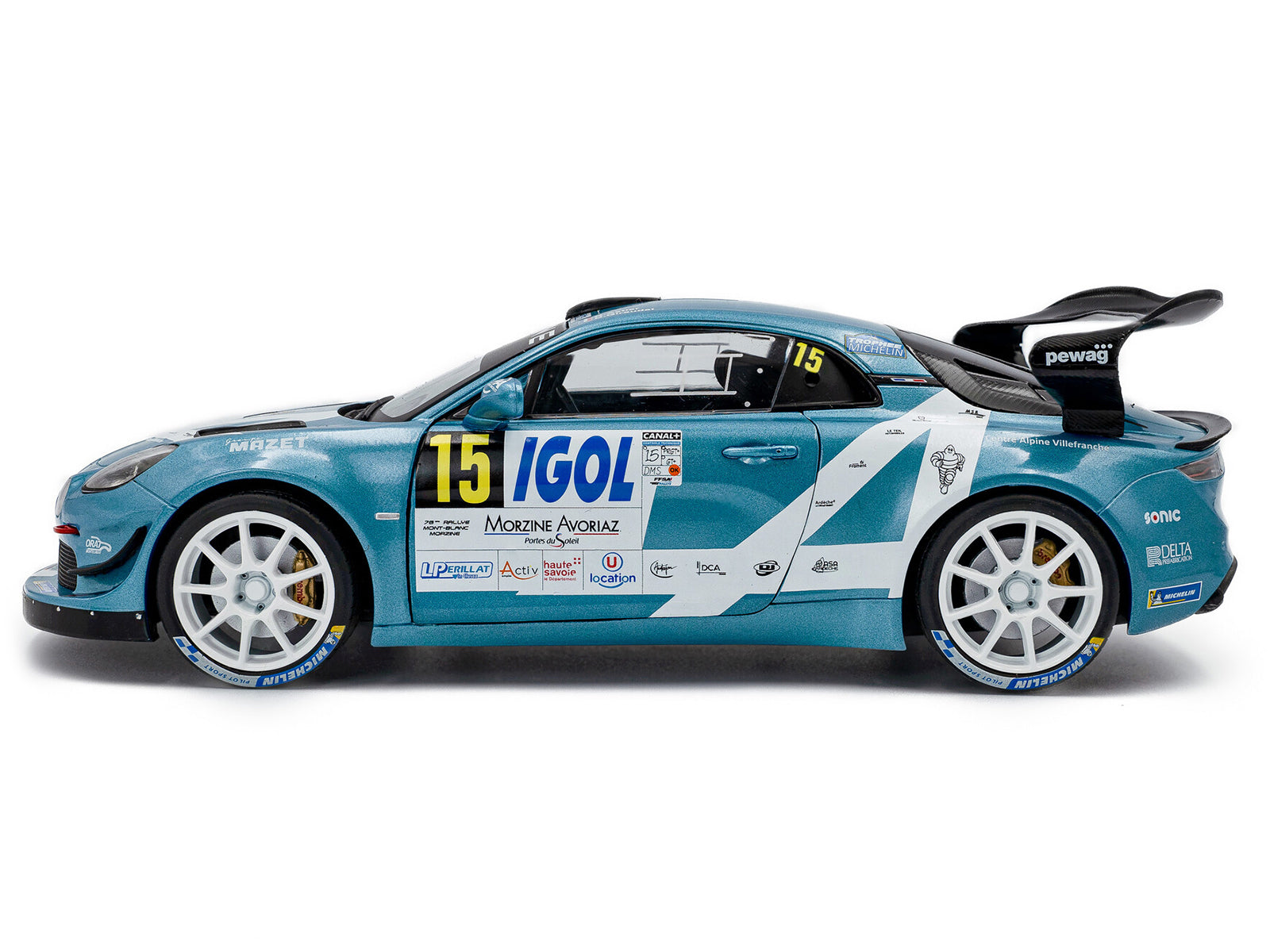 Alpine S1801631-3__16321 #15 IGOL race car