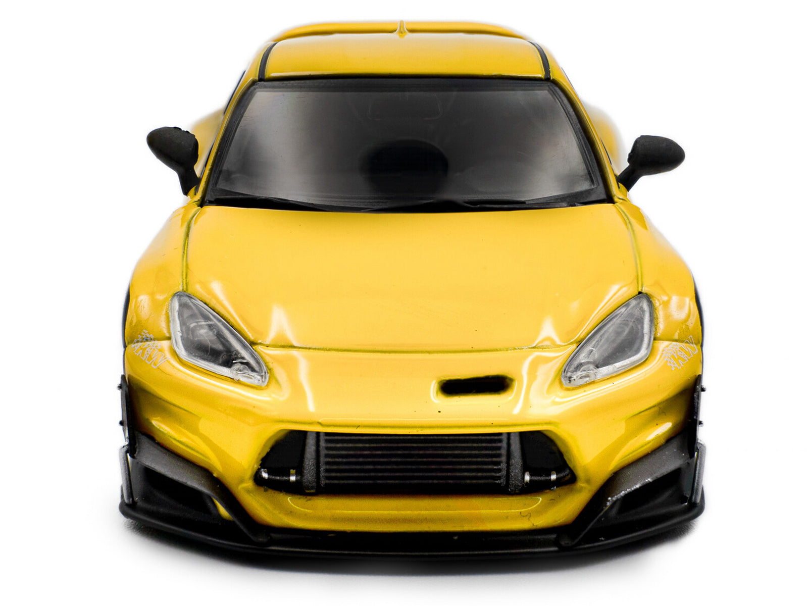 Yellow sports car S4315101-4__01309