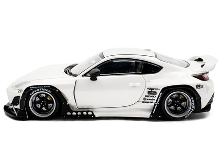 White toy car S4315102-2__21980
