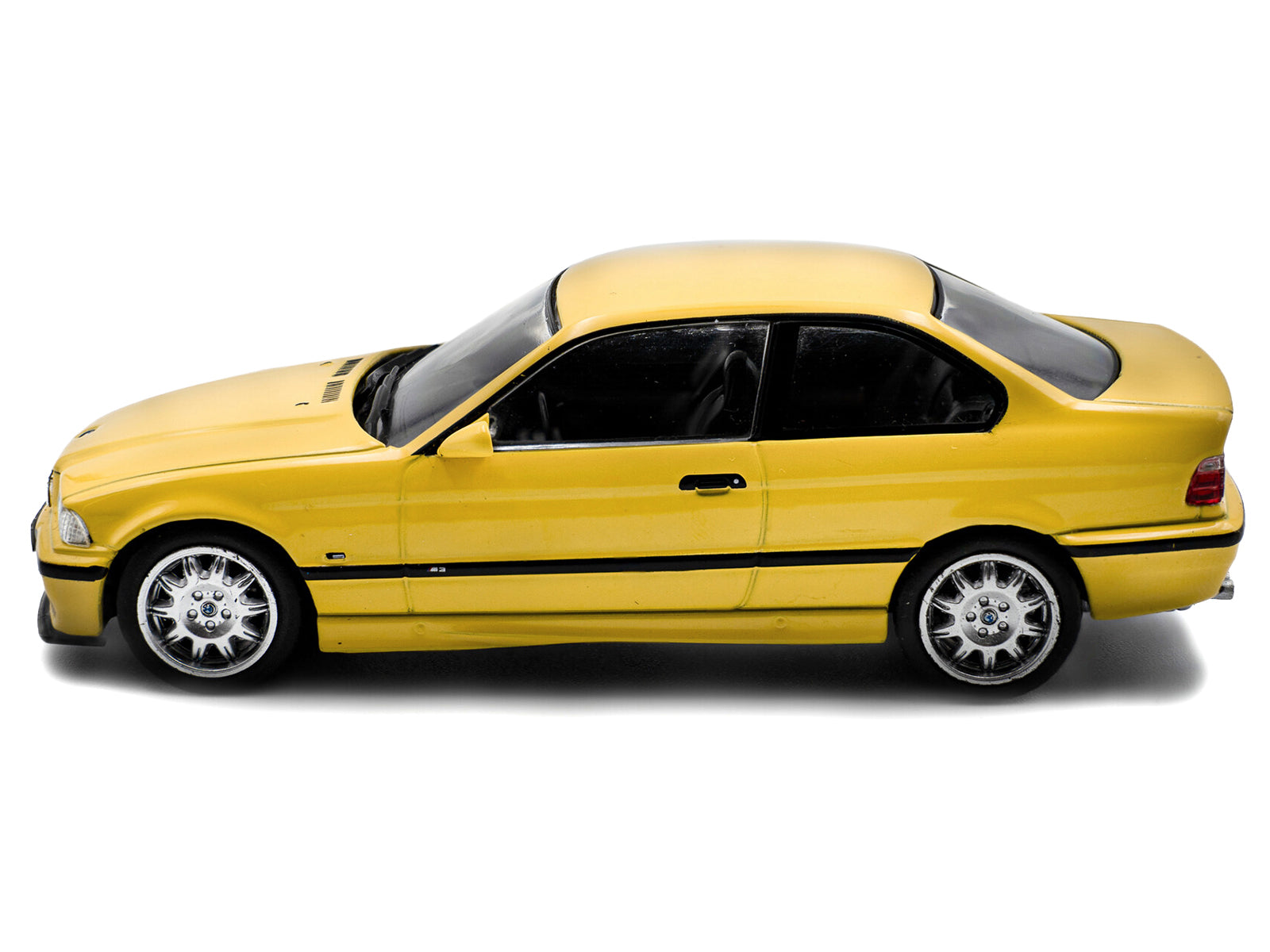 Yellow BMW coupe S4315203-2__81243