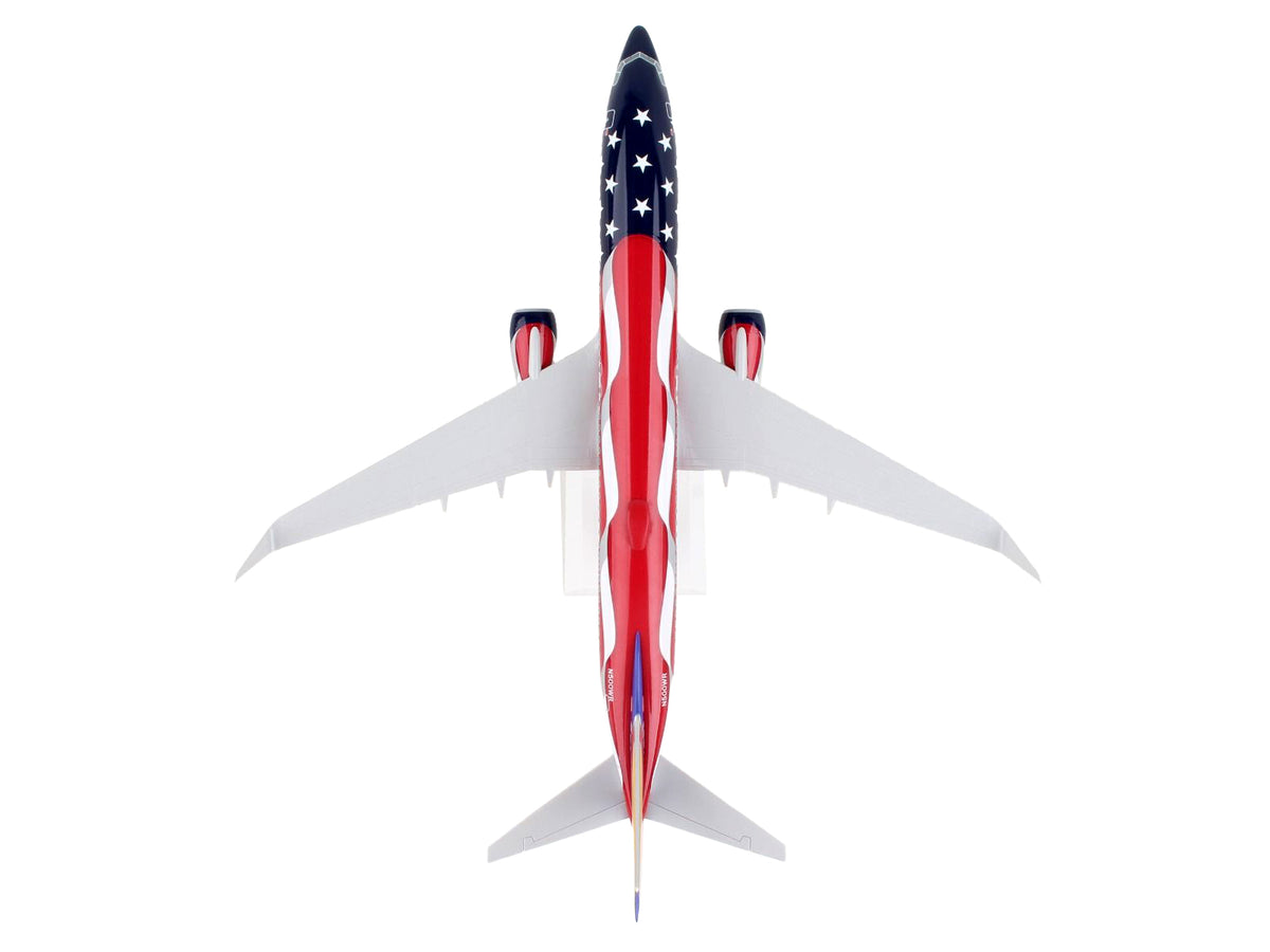 Boeing 737-800 Commercial Aircraft "Southwest Airlines - Freedom One" (N500WR) USA Flag Livery (Snap-Fit) 1/130 Plastic Model by Skymarks