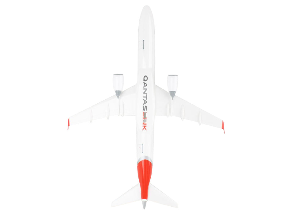 Embraer E190 Commercial Aircraft "QantasLink" (VH-UZD) White with Red Tail (Snap-Fit) 1/100 Plastic Model by Skymarks