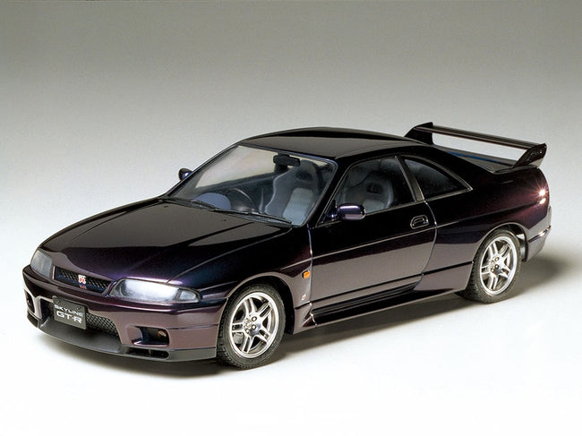 Model Kit Nissan Skyline GT-R V.Spec 1/24 Scale Model by Tamiya