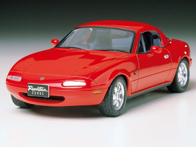 Model Kit Mazda Eunos Roadster 1/24 Scale Model by Tamiya