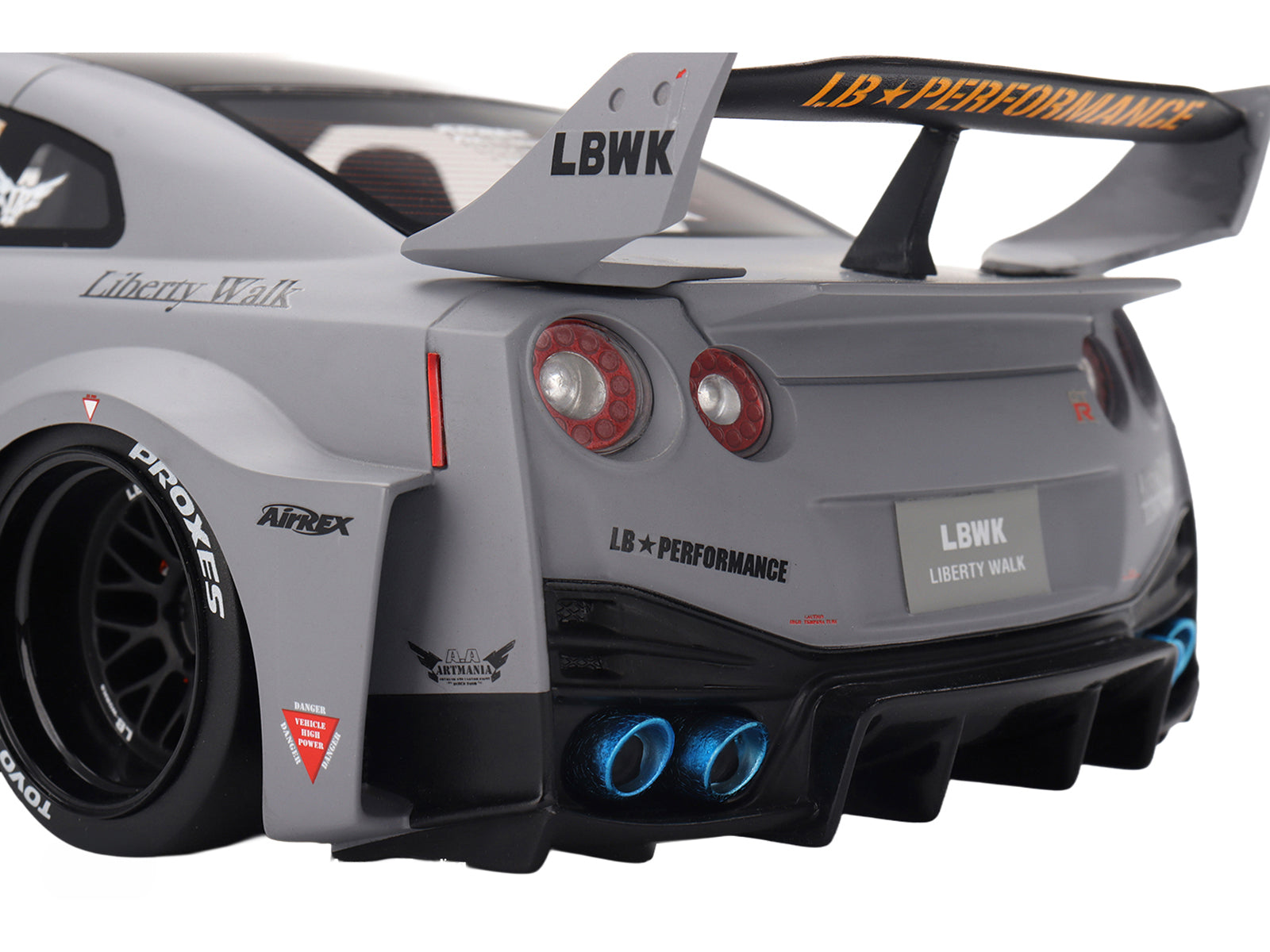 Top Speed Nissan LB-Silhouette WORKS GT 1/18 Model Car