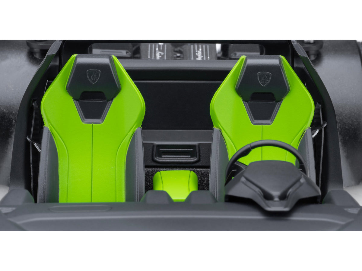 Lamborghini Huracan GT "LB-Silhouette Works" Pearl Green Metallic with Black Top 1/18 Model Car by Autoart - view 4