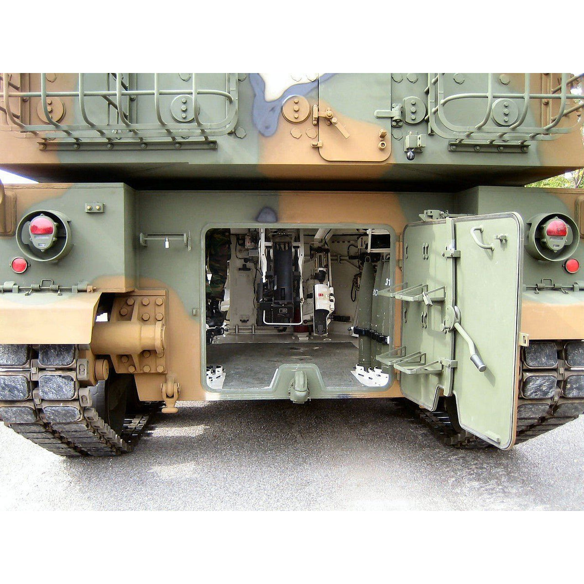 Academy 1/35 13219 R.O.K. Army K9 Thunder Self-Propelled Howitzer-Academy-ModelCars.com