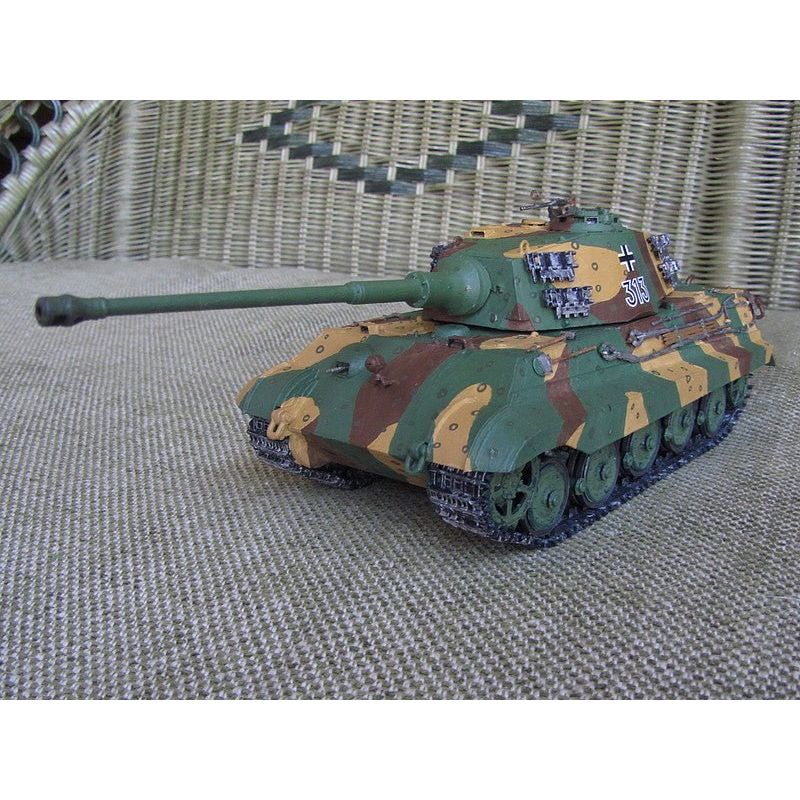 Academy 1/35 13229 German King Tiger "Last Production"-Academy-ModelCars.com