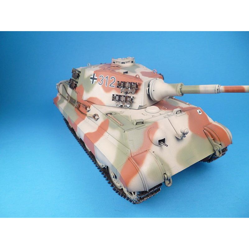 Academy 1/35 13229 German King Tiger "Last Production"-Academy-ModelCars.com