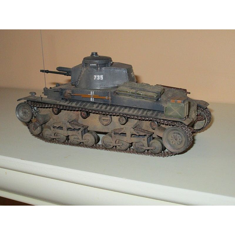 Academy 1/35 13280 German Light Tank Pz.Kpfw. 35(T)-Academy-ModelCars.com