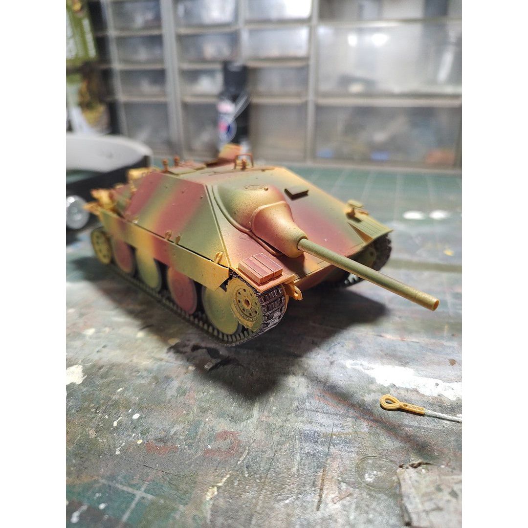 Academy 1/35 Jagdpanzer Hetzer Late Version-Academy-ModelCars.com