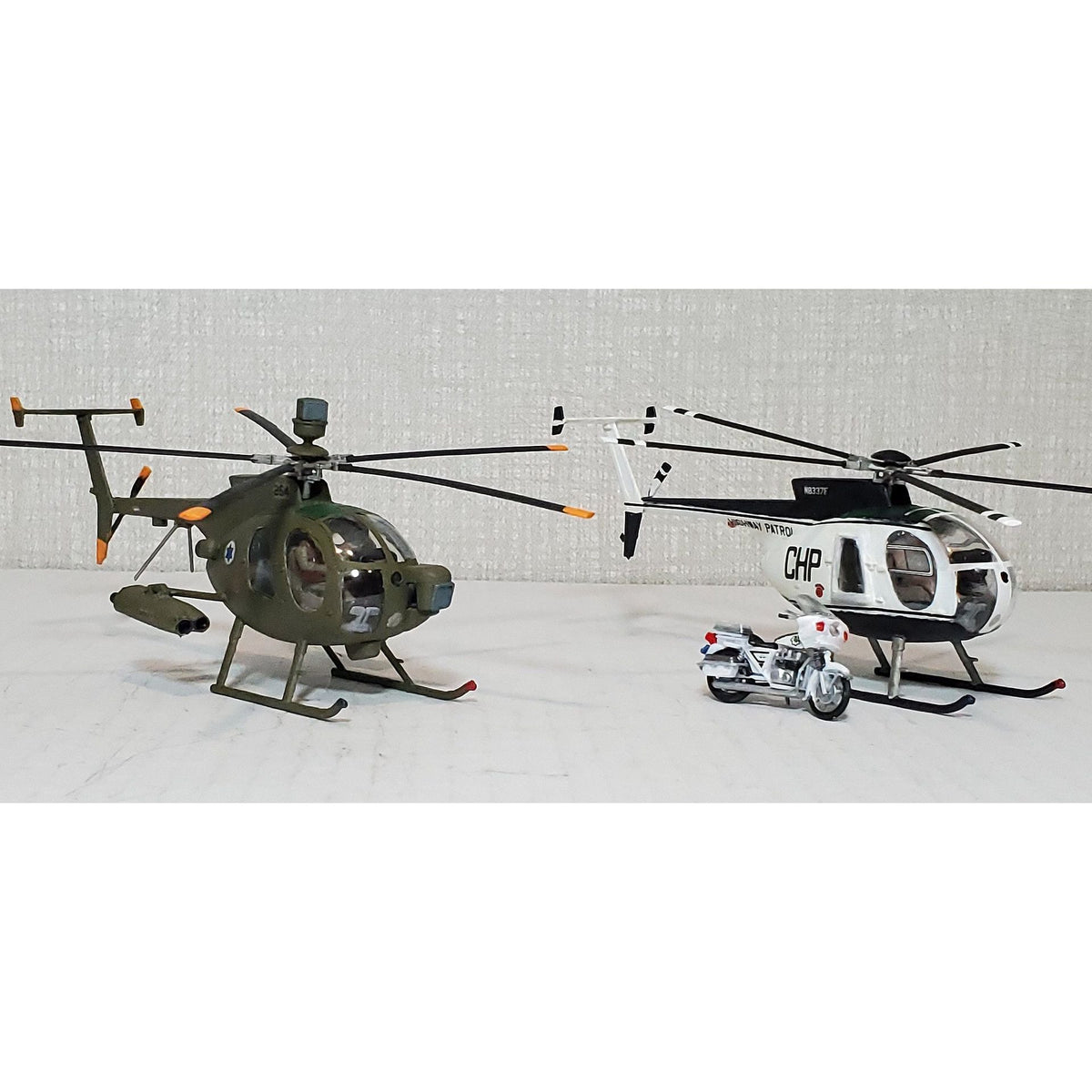 Academy 1/48 Hughes 500D Police Helicopter-Academy-ModelCars.com