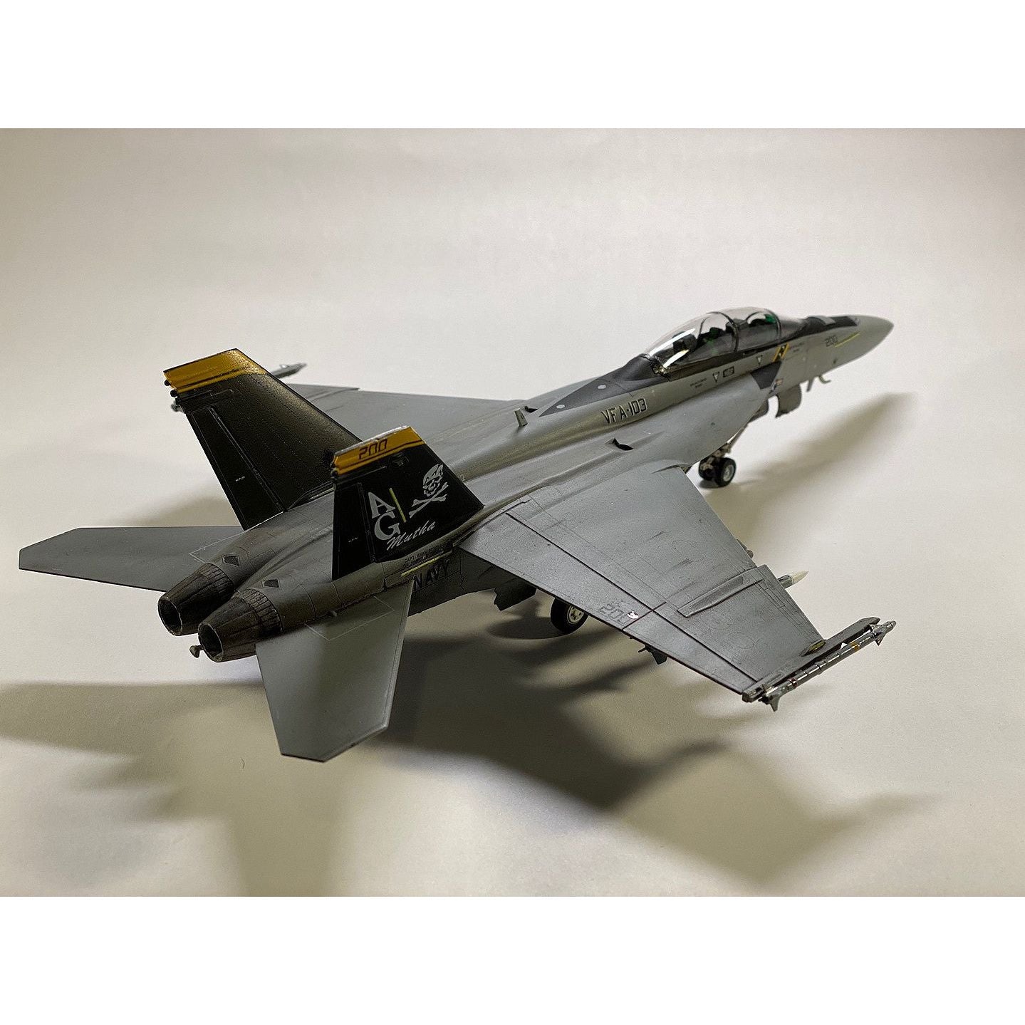 Academy 1/72 12535 Usn F/A - 18F "Vfa - 103 Jolly Rogers" Mcp - Academy - ModelCars.com