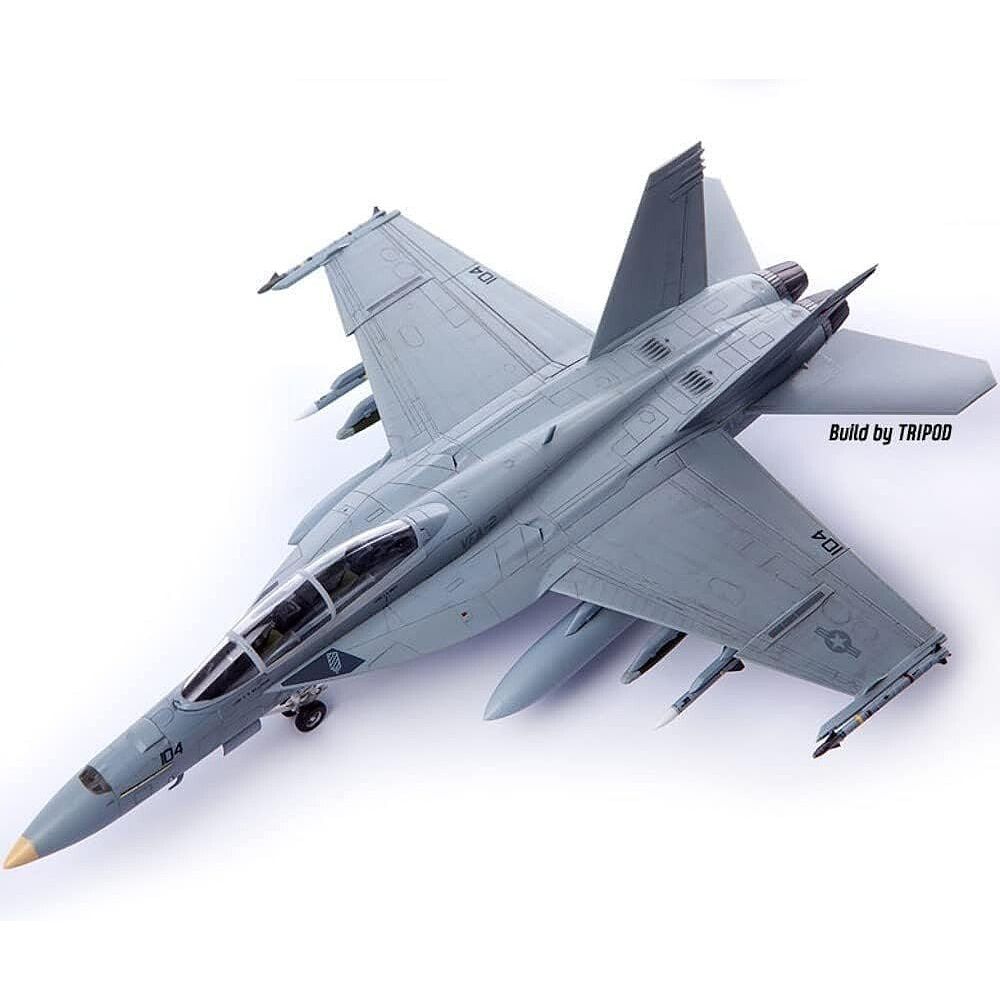 Academy 1/72 12567 1/72 F/A - 18F Vfa - 2 "Bounty Hunters" Usn - Academy - ModelCars.com