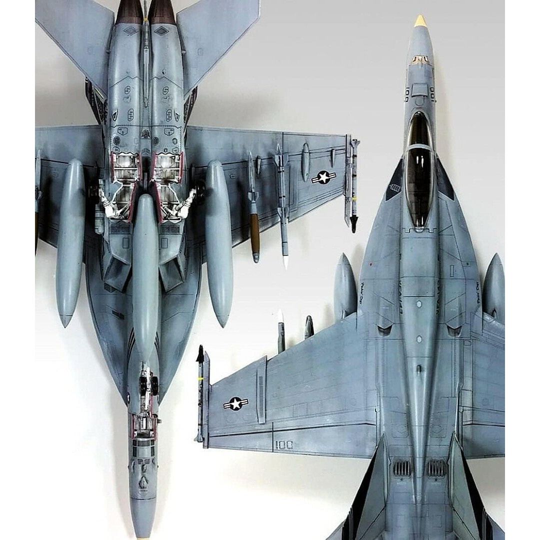 Academy 1/72 USN F/A - 18E VFA - 143 "Pukin Dogs" - Academy - ModelCars.com