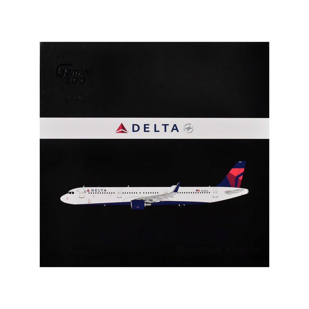 Airbus A321 Commercial Aircraft "Delta Air Lines" (N328DN) White with Blue and Red Tail "Gemini 200" Series 1/200 Diecast Model Airplane by GeminiJets-GeminiJets-ModelCars.com