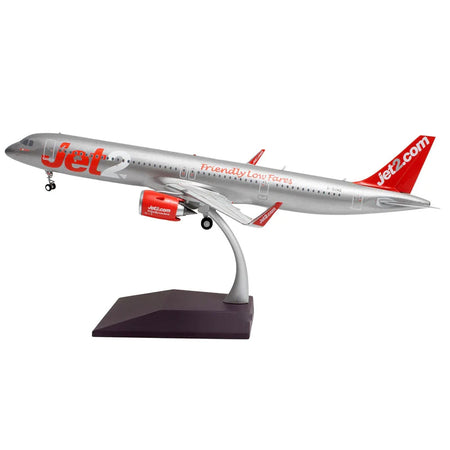 Airbus A321neo Commercial Aircraft "Jet2" (G-SUNO) Silver with Red Tail "Gemini 200" Series 1/200 Diecast Model Airplane by GeminiJets-GeminiJets-ModelCars.com