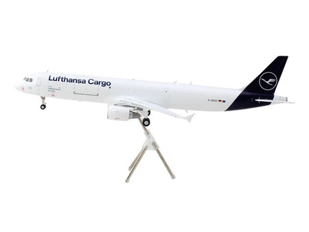 Airbus A321P2F Commercial Aircraft "Lufthansa Cargo" (D-AEUC) White with Blue Tail "Gemini 200" Series 1/200 Diecast Model Airplane by GeminiJets-GeminiJets-ModelCars.com