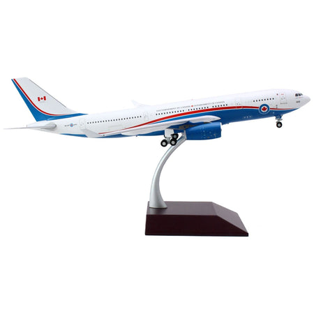 Airbus A330 - 200 Commercial Aircraft "Government of Canada - Royal Canadian Air Force" (330002) White and Blue with Red Stripes "Gemini 200" Series 1/200 Diecast Model Airplane by GeminiJets - GeminiJets - ModelCars.com