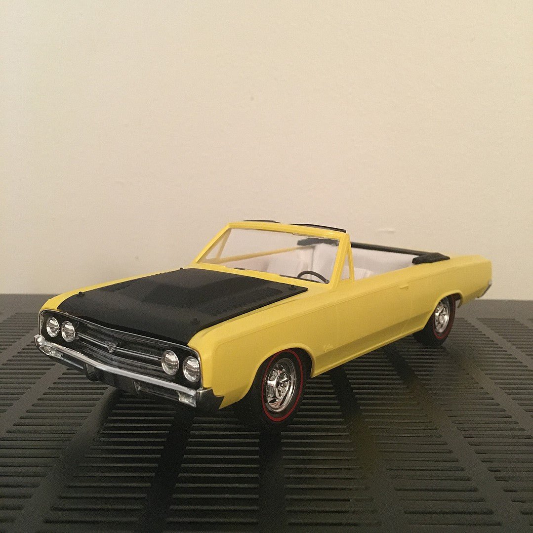 AMT 1/25 1964 Oldsmobile Cutlass F - 85 Convertible - AMT - ModelCars.com