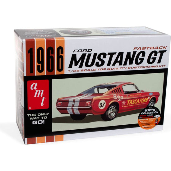 AMT 1966 Ford Mustang Fastback 2+2 1/25 Model Kit