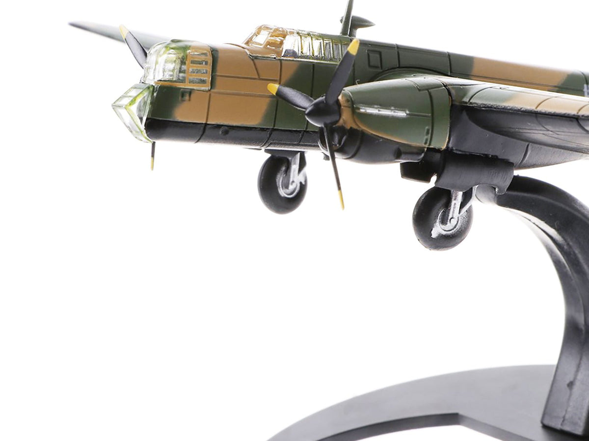 Armstrong Whitworth Whitley Mk.V Bomber Aircraft "No. 102 Squadron RAF Driffield" Royal Air Force (1940) "Planes of World War II" Series 1/144 Diecast Model Airplane by Luppa-Luppa-ModelCars.com