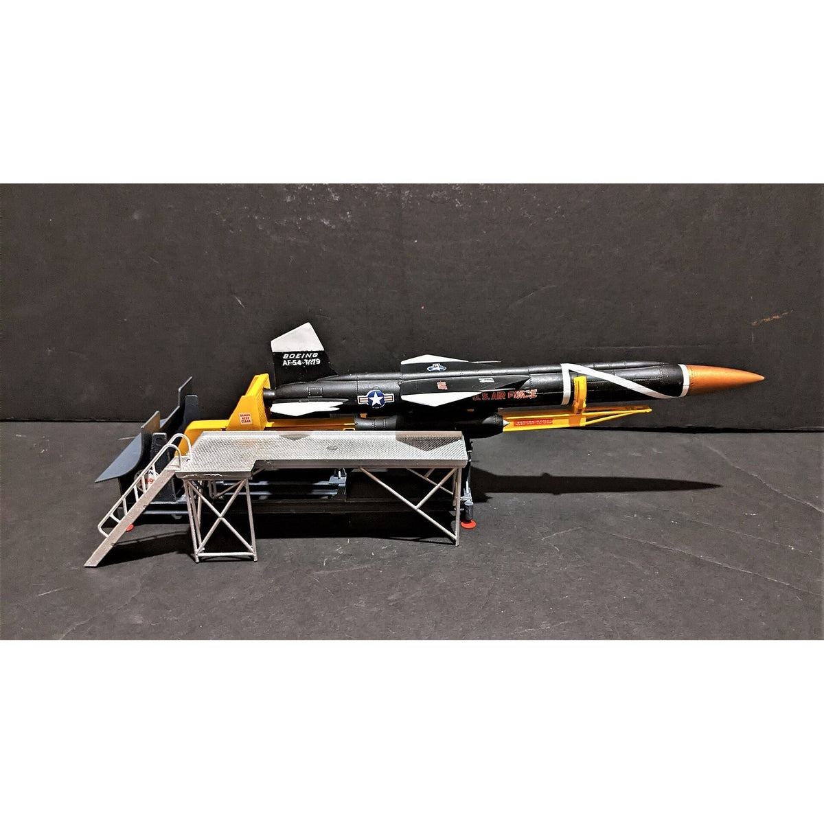 Atlantis Boeing IM-99 Bomarc Missile with Launch Platform 1/56 Scale-Atlantis-ModelCars.com