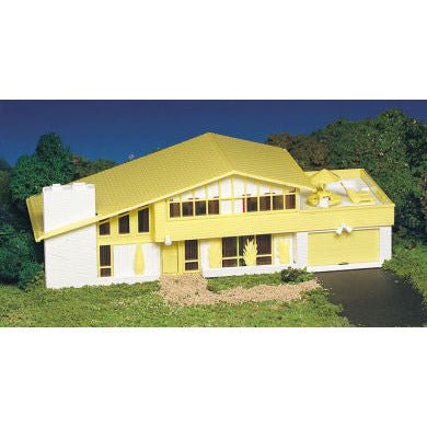 Bachmann Contemporary House (HO Scale) - Bachmann - ModelCars.com