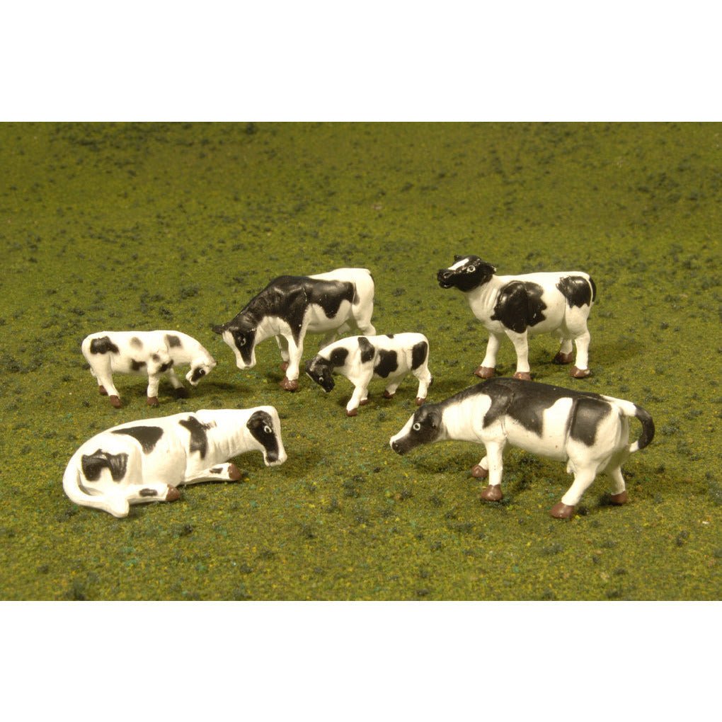 Bachmann Cows - Black & White - O Scale - Bachmann - ModelCars.com