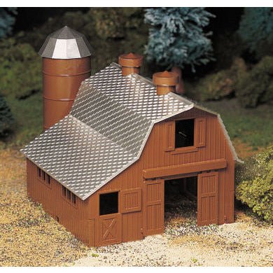 Bachmann Dairy Barn - Bachmann - ModelCars.com