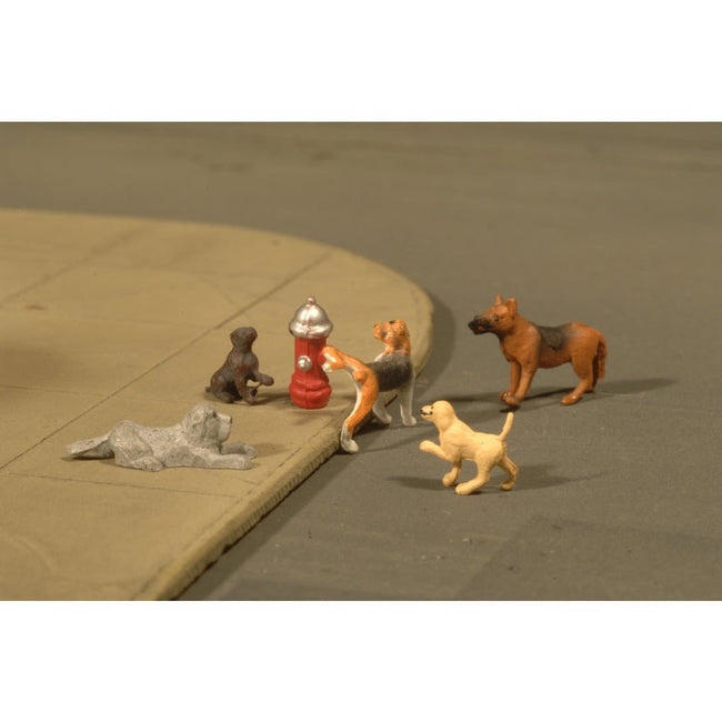 Bachmann Dogs with Fire Hydrant - O Scale - Bachmann - ModelCars.com