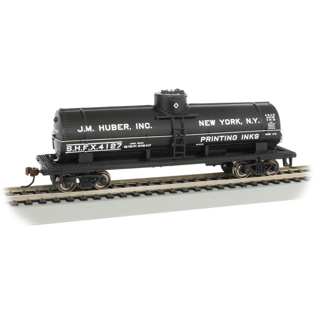 Bachmann J.M. Huber - 40' Single - Dome Tank Car (HO Scale) - Bachmann - ModelCars.com