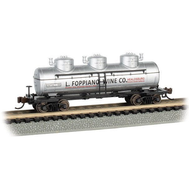 Bachmann L. Foppiano Wine Co. - 3 - Dome Tank Car - Bachmann - ModelCars.com