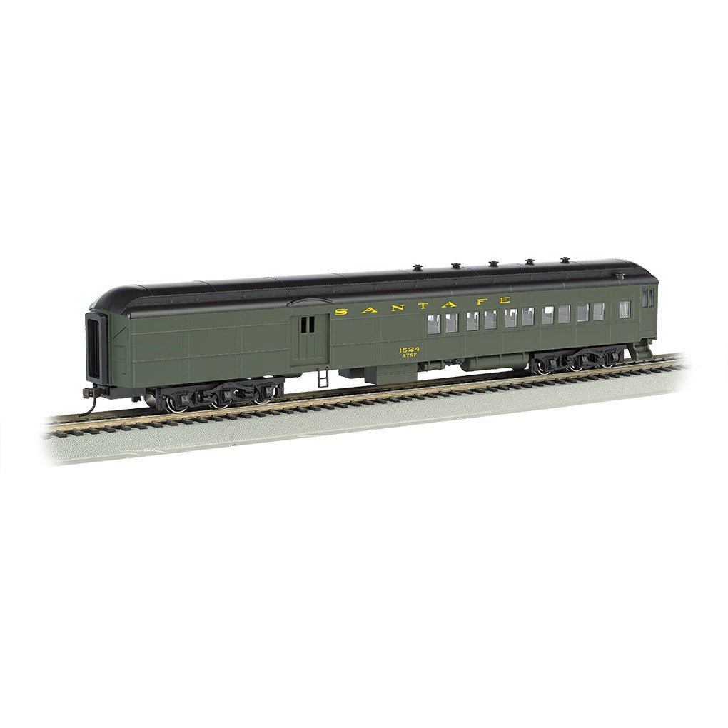 Bachmann Santa Fe 1524 w/ 2 - Window Door (Pullman green) 72' Combine - Bachmann - ModelCars.com