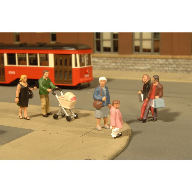 Bachmann Strolling People - O Scale - Bachmann - ModelCars.com