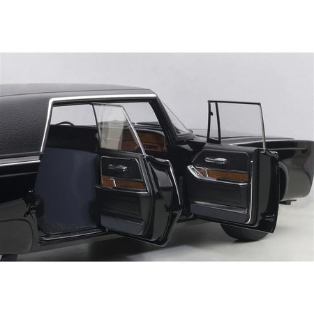 Black Beauty "The Green Hornet" (1966 - 1967) TV Series 1/18 Diecast Model Car by Autoart - Autoart - ModelCars.com