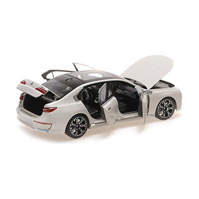 BMW i7 White Metallic 1/18 Diecast Model Car by Minichamps-Minichamps-ModelCars.com