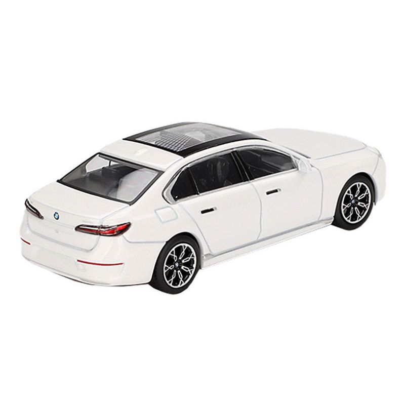 BMW i7 xDrive60 Mineral White Metallic Limited Edition 1/64 Diecast Model Car by Mini GT - Mini GT - ModelCars.com