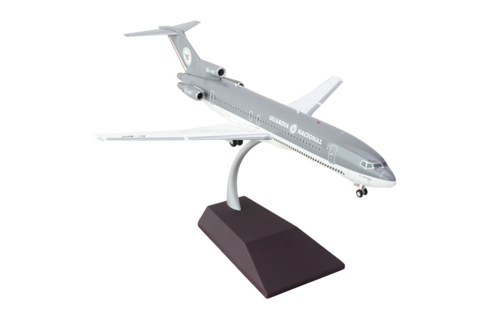 Boeing 727-200 Commercial Aircraft "Guardia Nacional (Mexican National Guard)" (XC-NPF) Gray and White "Gemini 200" Series 1/200 Diecast Model Airplane by GeminiJets-GeminiJets-ModelCars.com