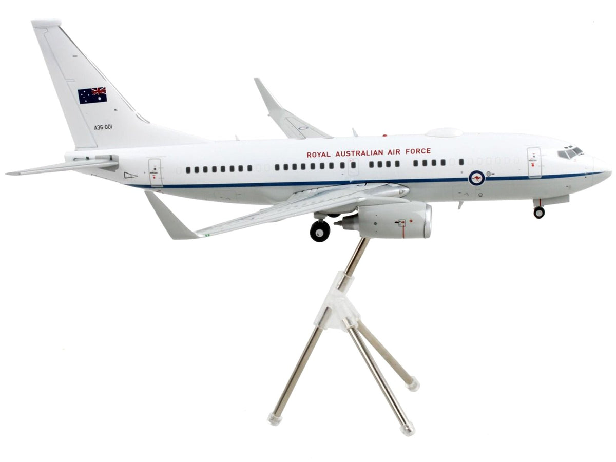 Boeing 737-700 Transport Aircraft "Royal Australian Air Force - A36-001" White and Gray "Gemini 200" Series 1/200 Diecast Model Airplane by GeminiJets-GeminiJets-ModelCars.com