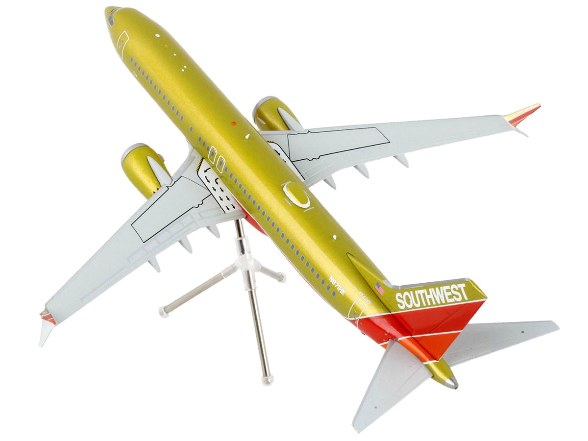 Boeing 737 MAX 8 Commercial Aircraft "Southwest Airlines" Gold and Red "Gemini 200" Series 1/200 Diecast Model Airplane by GeminiJets-GeminiJets-ModelCars.com