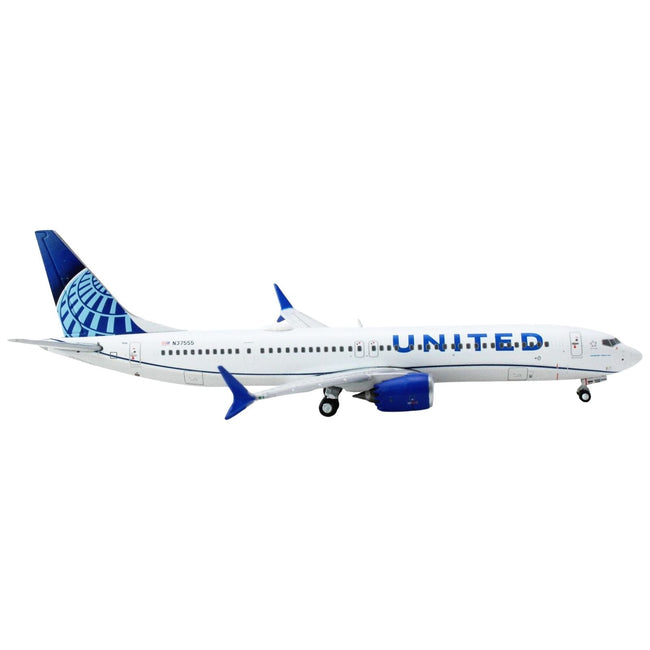 Boeing 737 MAX 9 Commercial Aircraft "United Airlines" (N37555) White with Blue Tail 1/400 Diecast Model Airplane by GeminiJets-GeminiJets-ModelCars.com