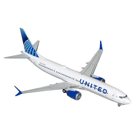 Boeing 737 MAX 9 Commercial Aircraft "United Airlines" (N37555) White with Blue Tail "Gemini 200" Series 1/200 Diecast Model Airplane by GeminiJets-GeminiJets-ModelCars.com