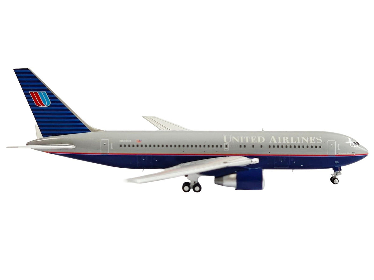 Boeing 767-200ER Commercial Aircraft "United Airlines" (N609UA) Gray with Blue Tail 1/400 Diecast Model by V1:400-V1:400-ModelCars.com