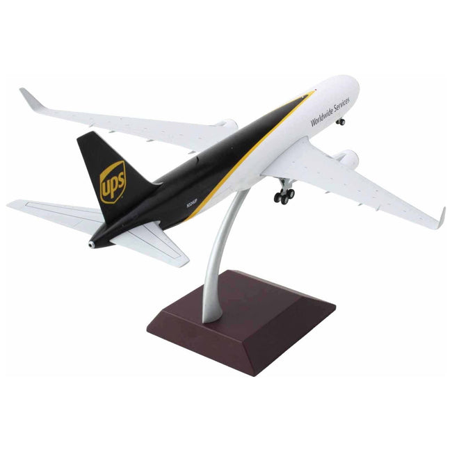 Boeing 767 - 300F Commercial Aircraft "UPS Worldwide Services" (N324UP) White and Brown "Gemini 200" Series 1/200 Diecast Model Airplane by GeminiJets - GeminiJets - ModelCars.com