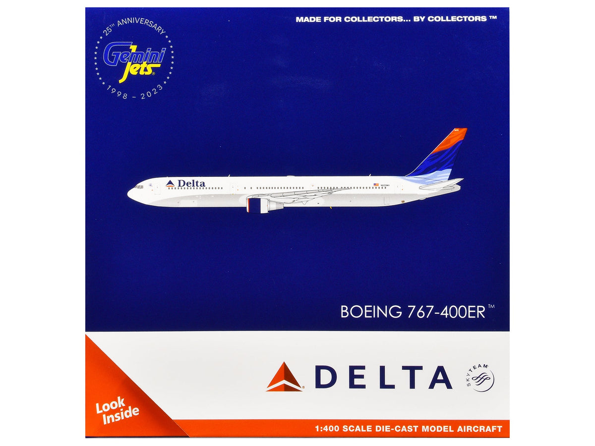 Boeing 767-400ER Commercial Aircraft "Delta Air Lines" (N829MH) White with Red and Blue Tail 1/400 Diecast Model Airplane by GeminiJets-GeminiJets-ModelCars.com