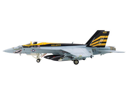 Boeing F/A-18E Super Hornet Fighter Aircraft "166828 VFA-151 Vigilantes USS Lincoln" (2021) United States Navy "Air Power Series" 1/72 Diecast Model by Hobby Master-Hobby Master-ModelCars.com