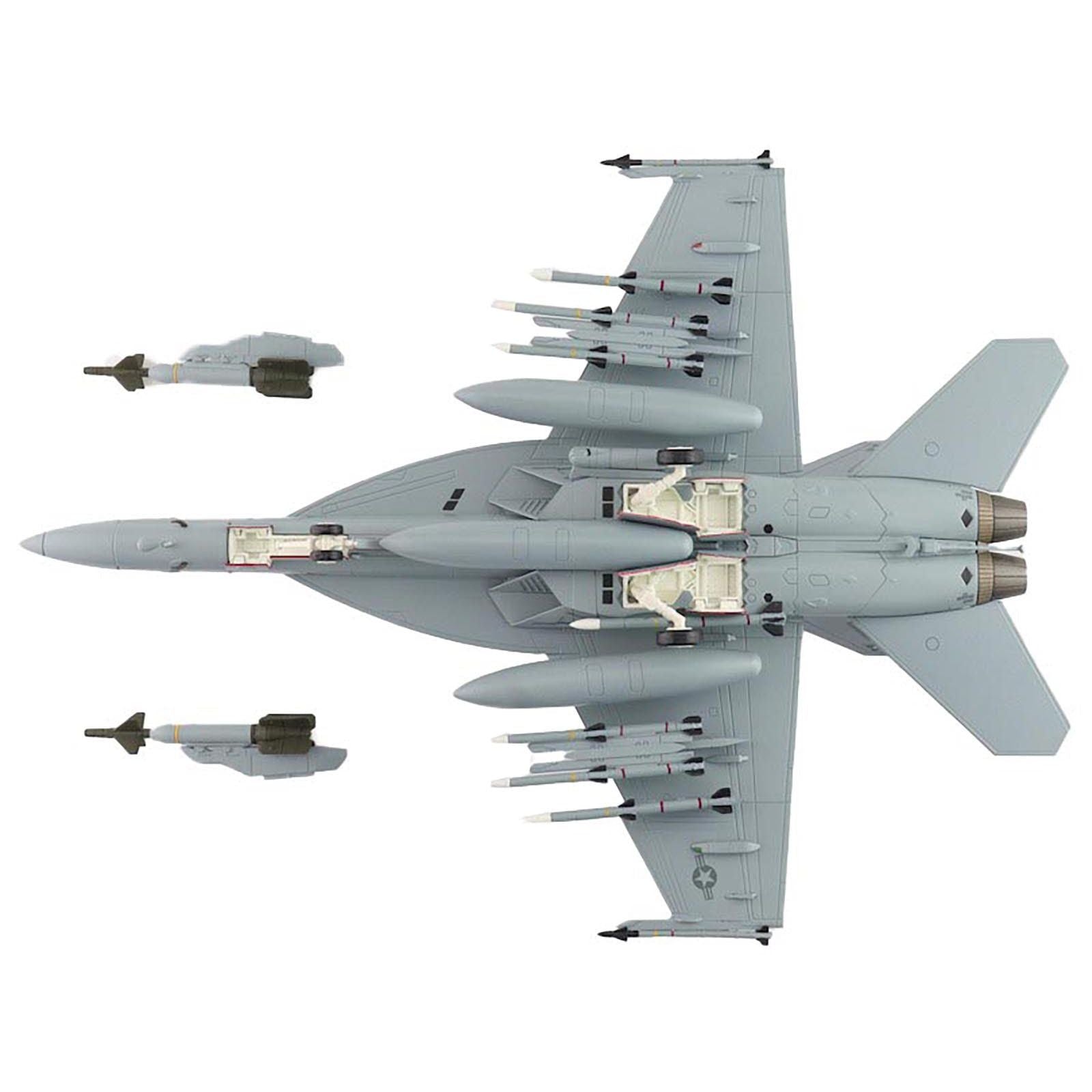 Boeing F/A - 18E Super Hornet Fighter Aircraft "Dagger" United States Navy "Air Power Series" 1/72 Diecast Model by Hobby Master - Hobby Master - ModelCars.com